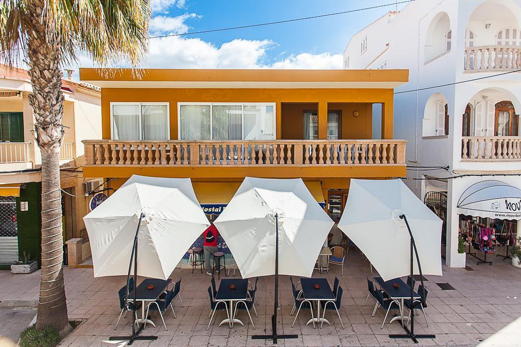 Hostal Doris - Adults Only Colonia de Sant Jordi Buitenkant foto